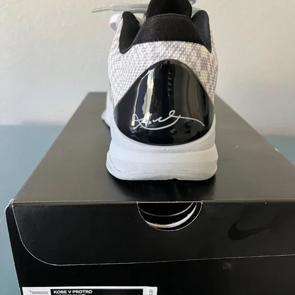 Nike Zoom Kobe Protro Zebra PE DeMar DeRozan 2020 Size